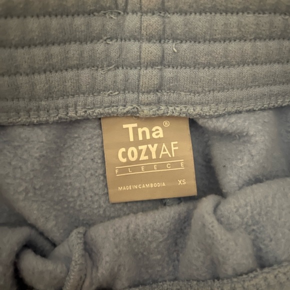 Tna sweatshorts - Picture 3 of 3